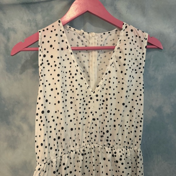 White and black polka dot maxi dress - Picture 4 of 8